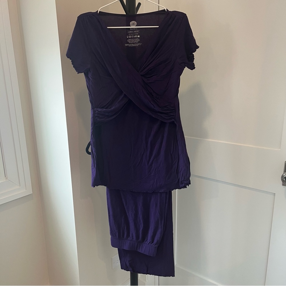 Kindred Bravely Davy Nursinng and Mayernity Pajamas in Eggplant / Size Large
